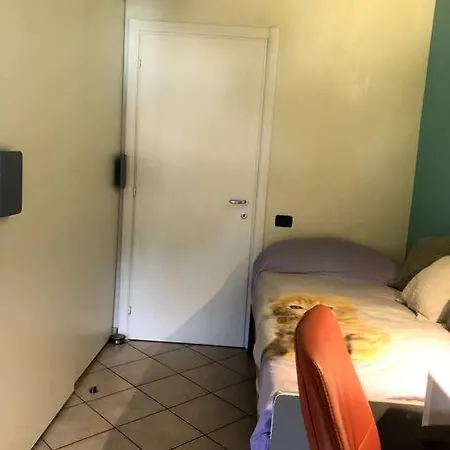 Appartement La Casa Di Leo Monate Travedona